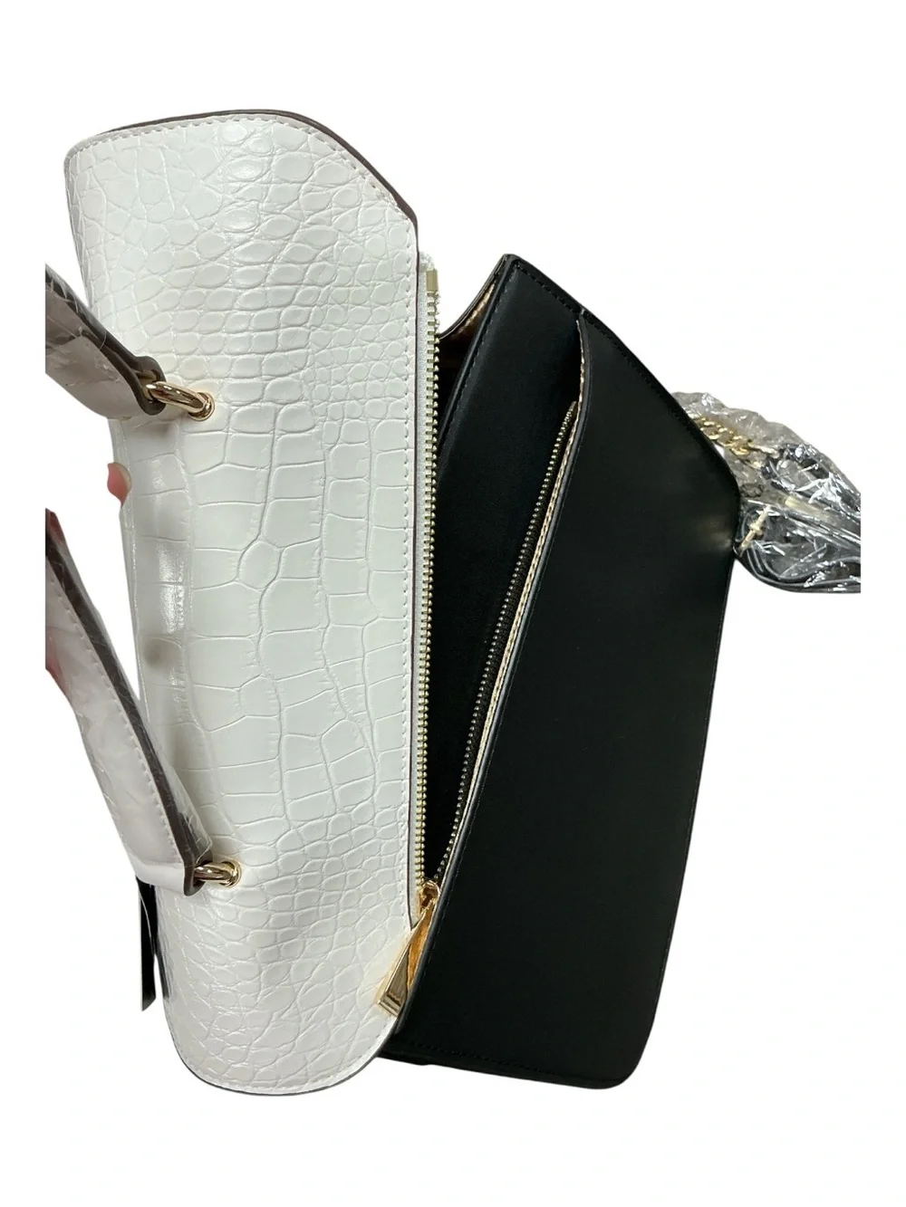 IMAN - NWT - Global Chic Interchangeable Flap Handbags with Crossbody